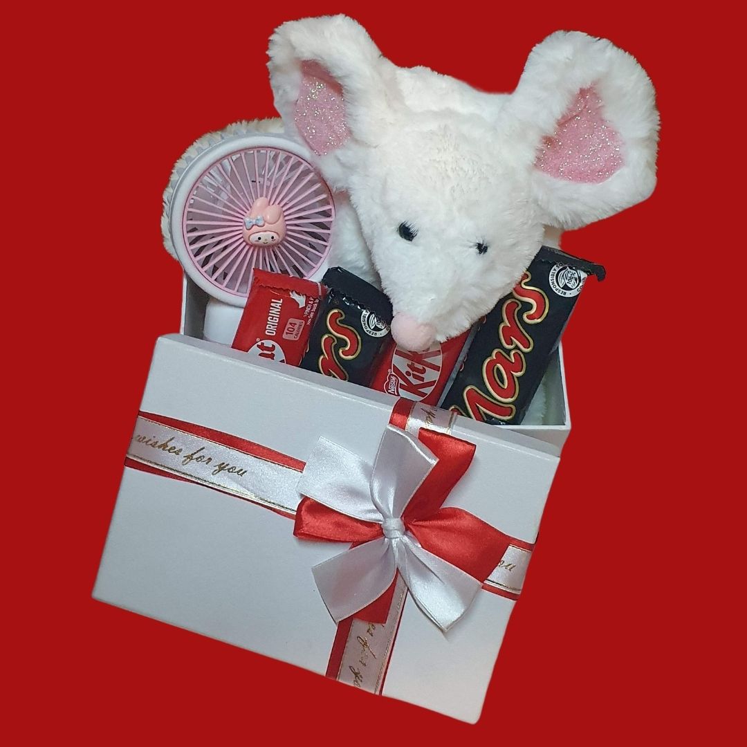 Cool Comfort & Sweet Treat Gift Box